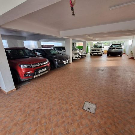 Plutus Residency Hotel Auroville Bagian luar foto